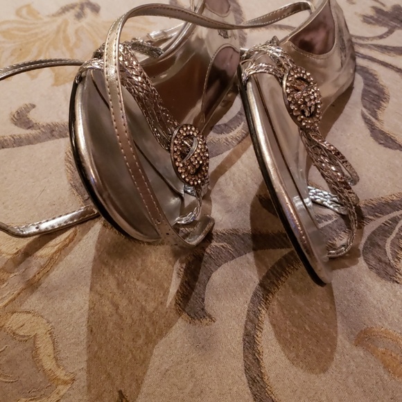 Shoes - Picture 5 of 5